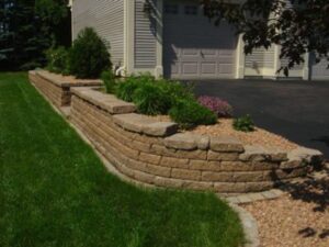 InvoGreen installs Residential Retaining Walls in Saint Charles, MO