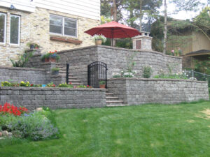 InvoGreen offers Retaining Wall Installation, Saint Charles, MO 